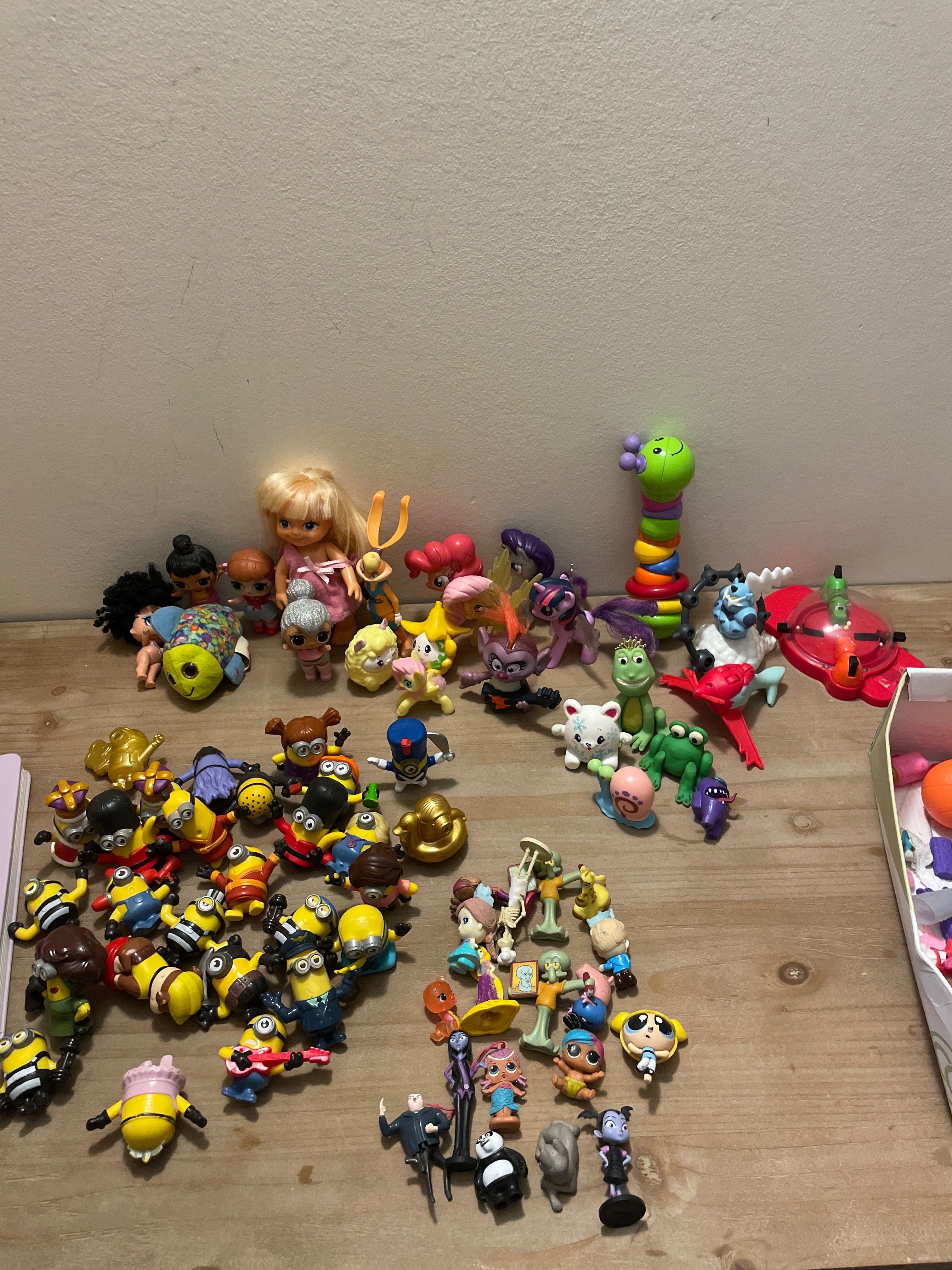 Varias miniaturas por apenas 25€
