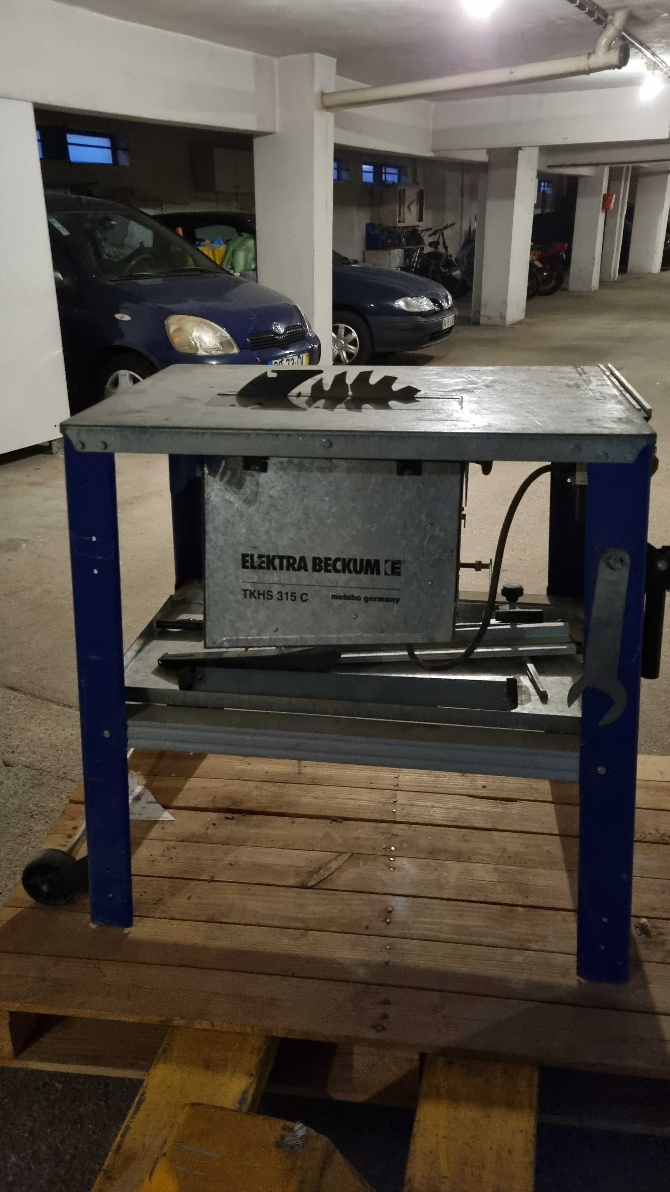 Serra com mesa Elektra