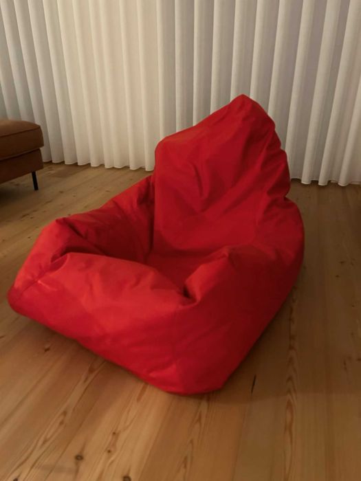 PUFF´S material resistente, como novos, dá para encher