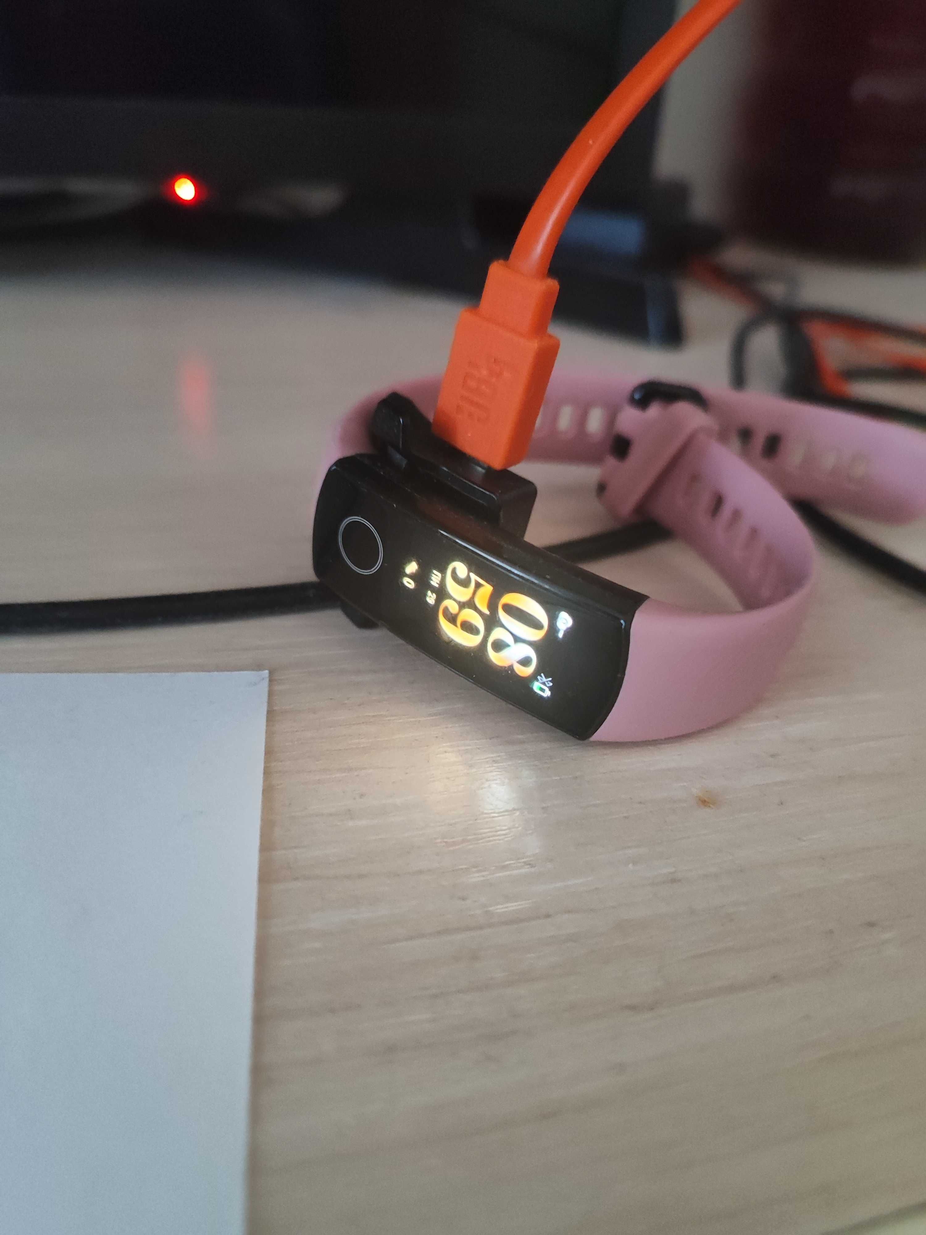 Honor Band 5 смарт годинник