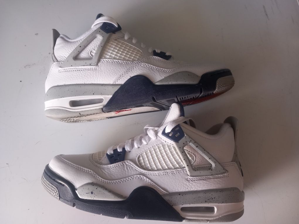 Jordan 4 retro midnight navy