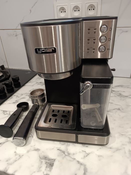 Ekspres koblowy kawy półautomatyczny