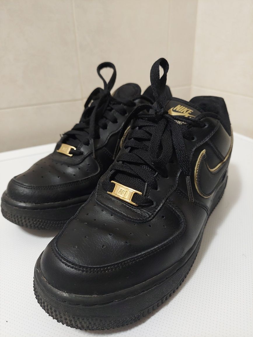 Кроссовки Nike Air Force 1,оригинал р.38