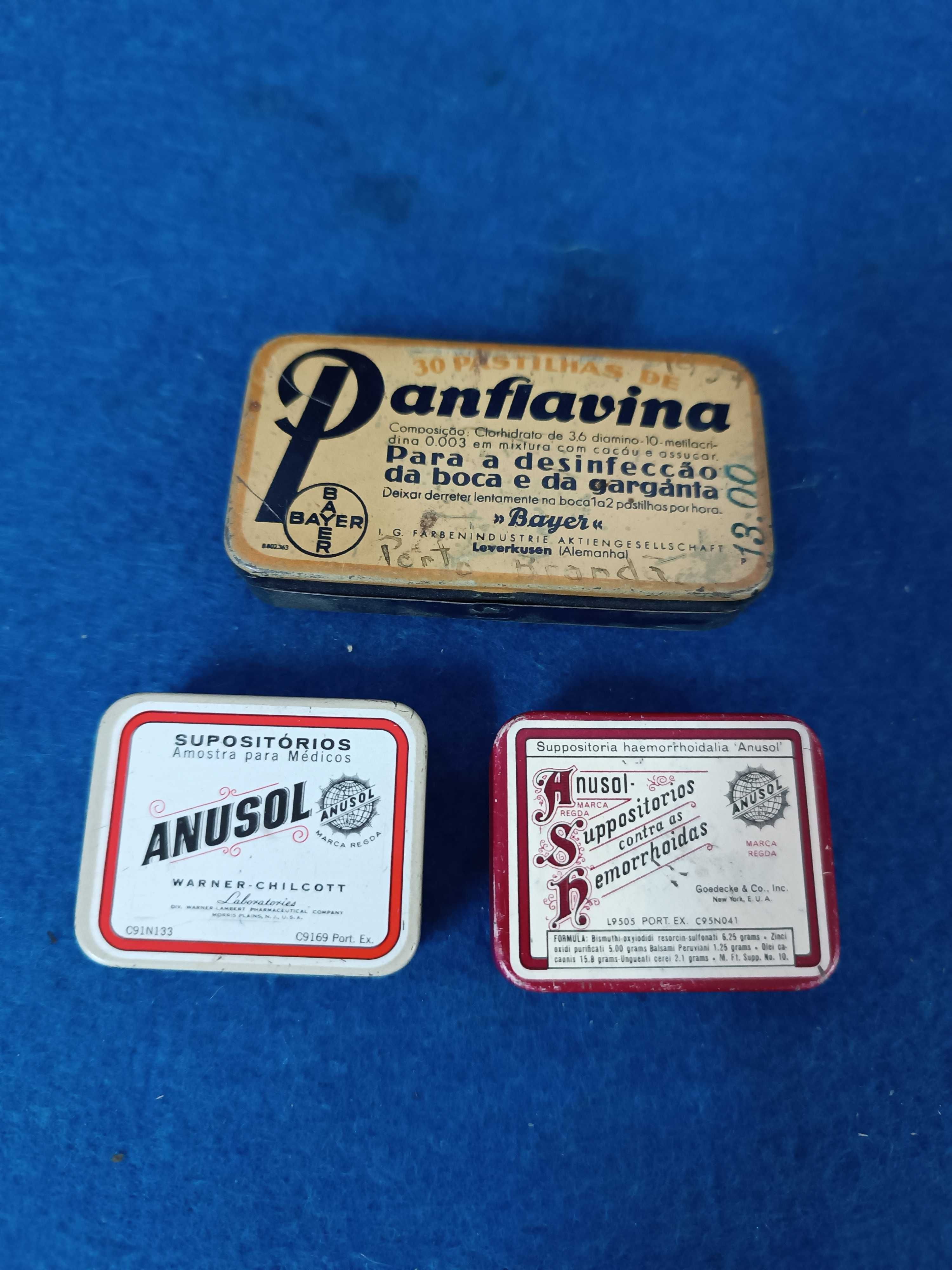 Conjunto de 3 caixinhas antigas alusivas a medicamentos.