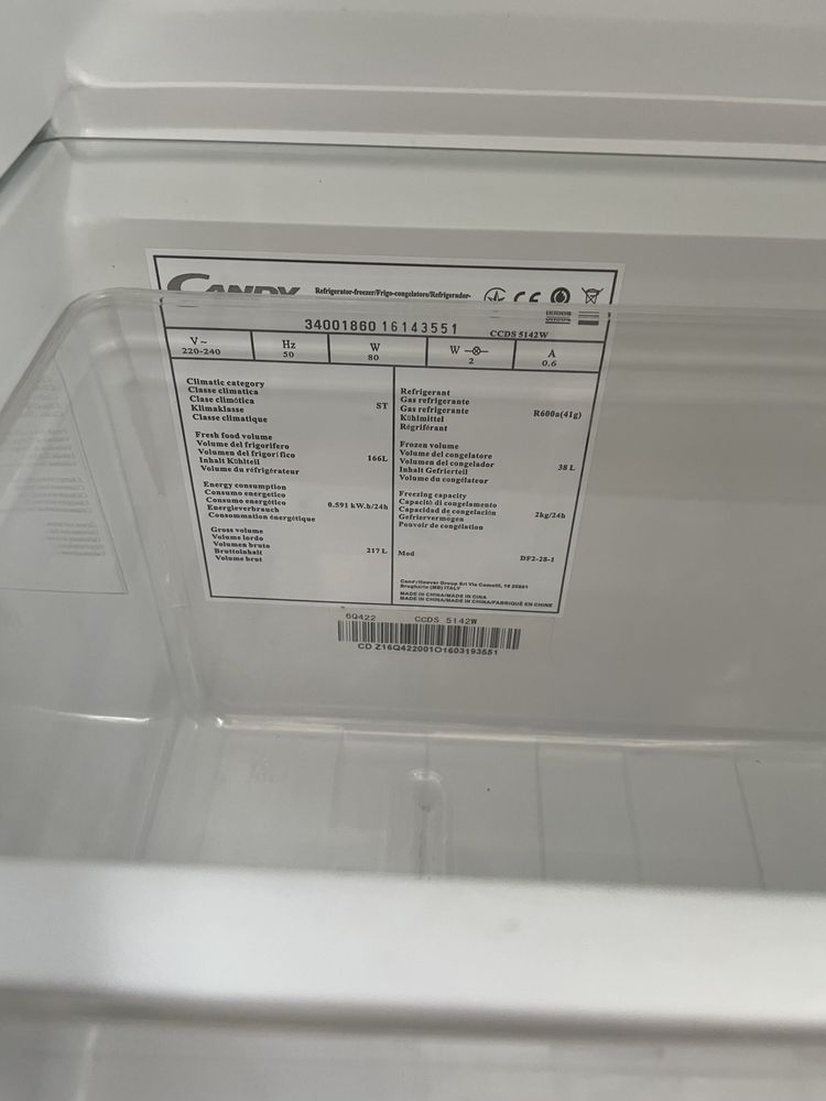 Продам холодильник CANDY CCBS 6182 W