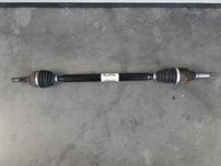 Піввісь полуось привід правий Citroen C3 1.4 HDi 10-15р. 9685907280