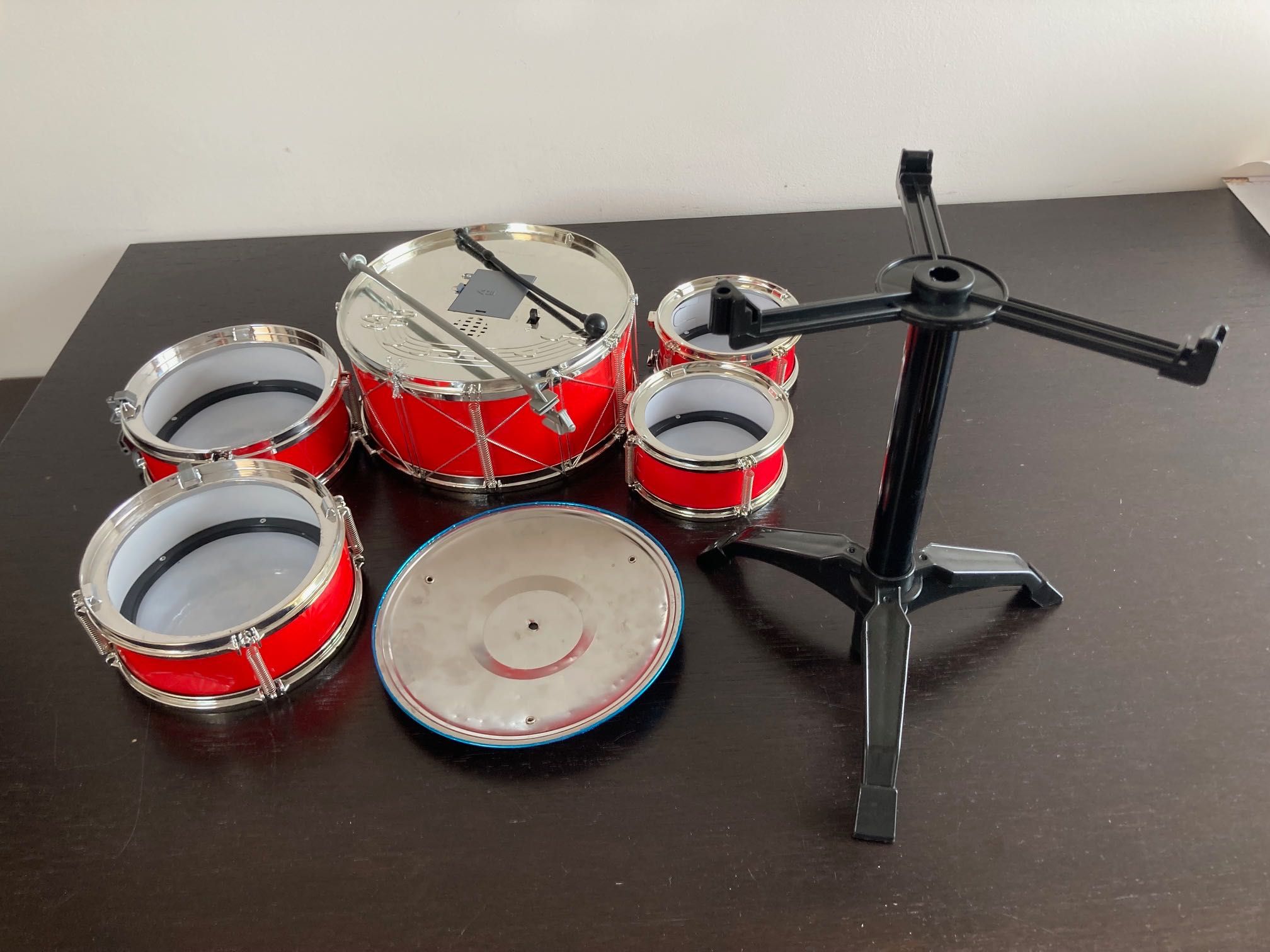 Zabawka perkusja Smiki Big Band Drum Set (brakujące elementy)