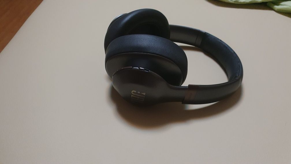 JBL Everest Elite 750NC Bluetooth навушники наушники