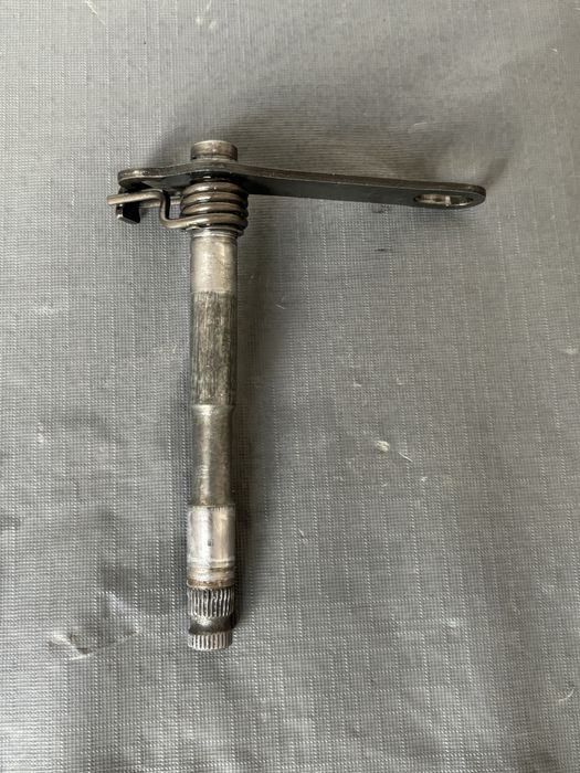 Wałek zmiany biegów wybierak HONDA CRF450 4T 02-08r