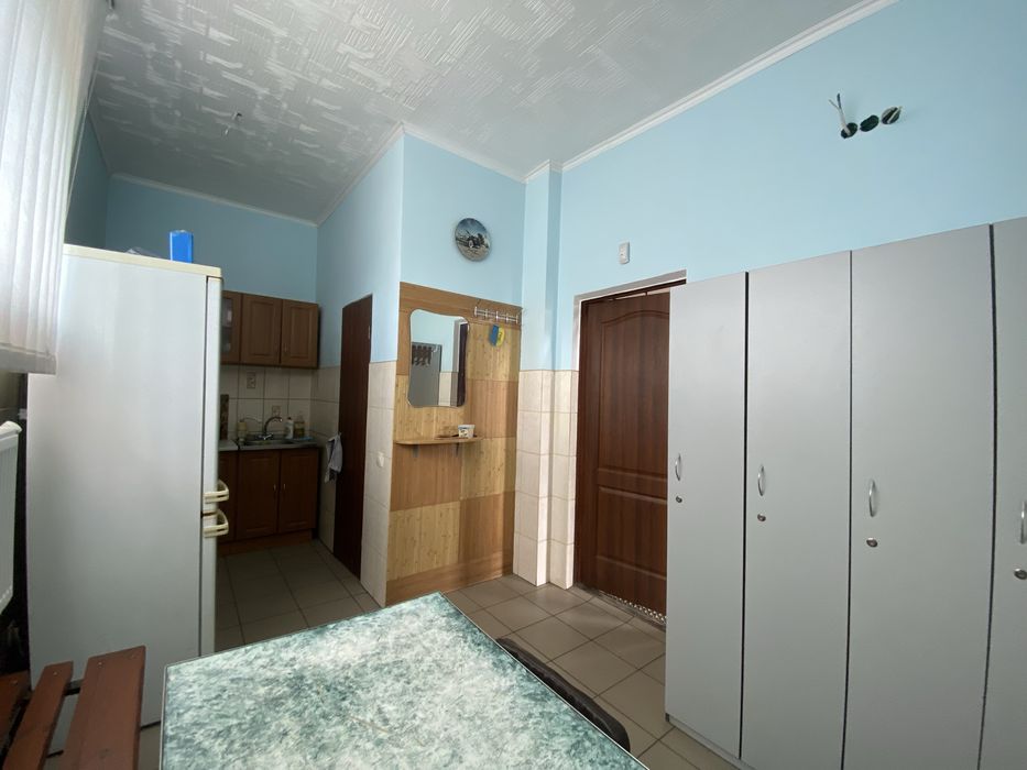 Оренда комерційного приміщення під СТО або детейлінг.