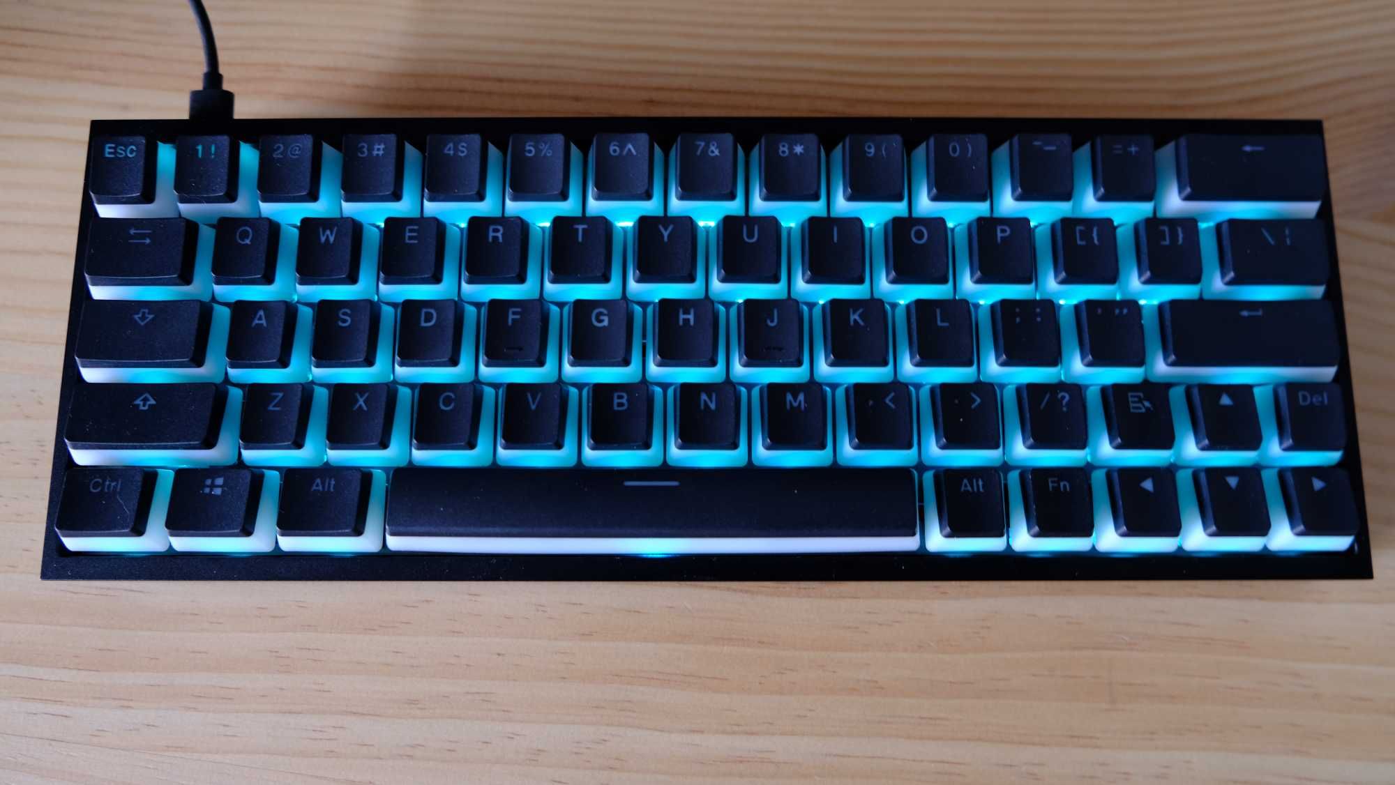 Teclado Mecanico RGB custom/feito á mão