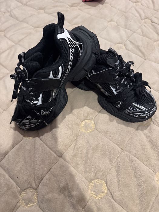 Кросівки Balenciaga 34 рр
