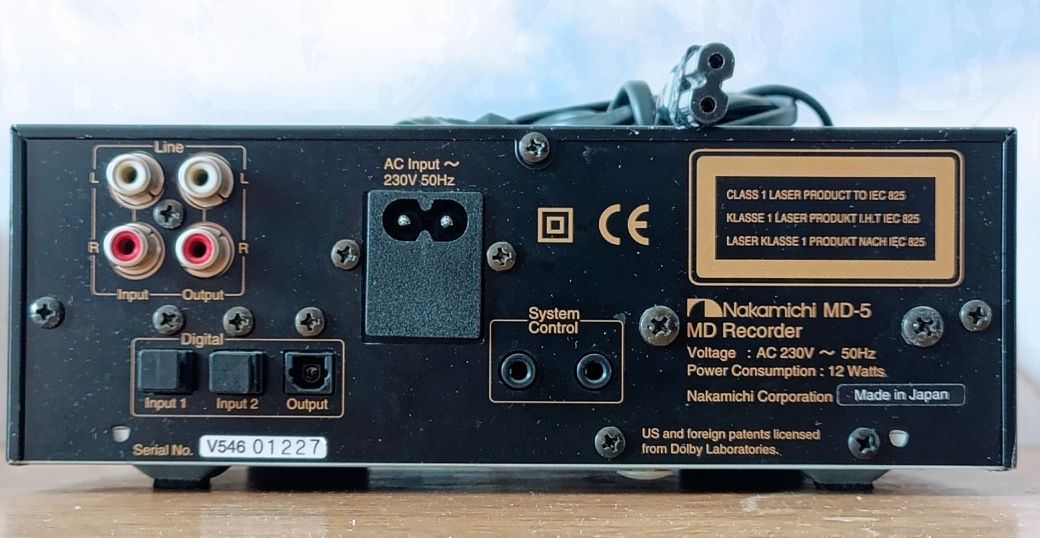 Продам MiniDisc рекордер Nakamichi MD-5