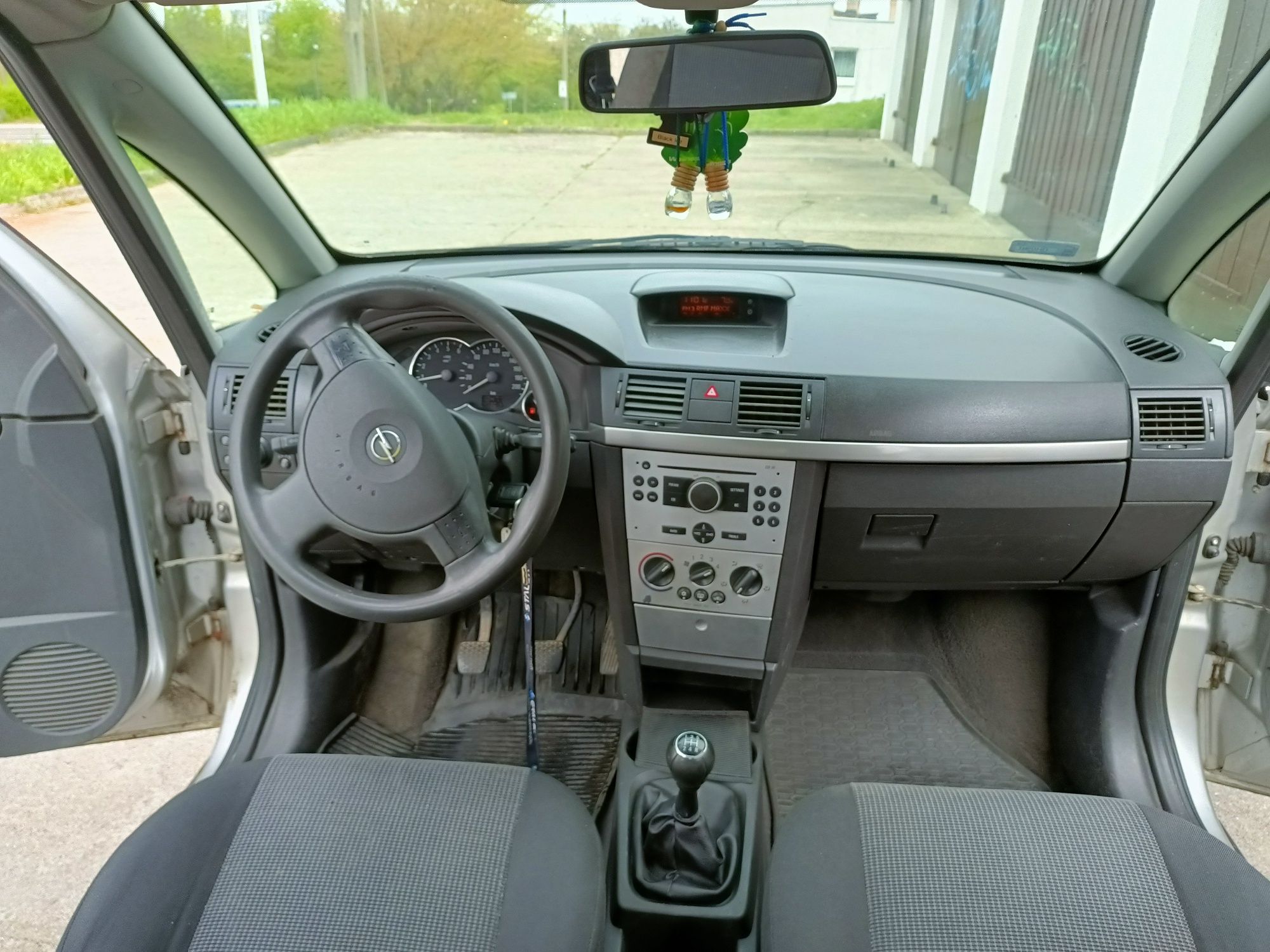 Opel Meriva  2004