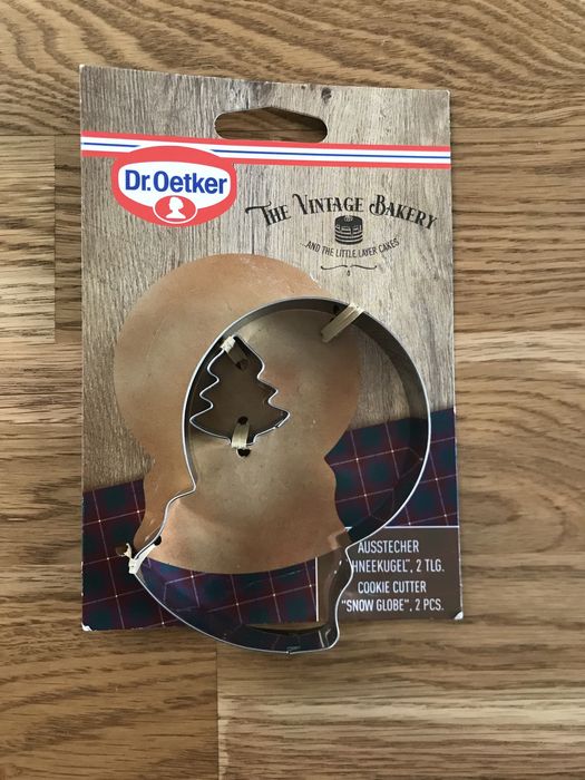 Foremki świąteczne Kula śnieżna + choinka Dr. Oetker