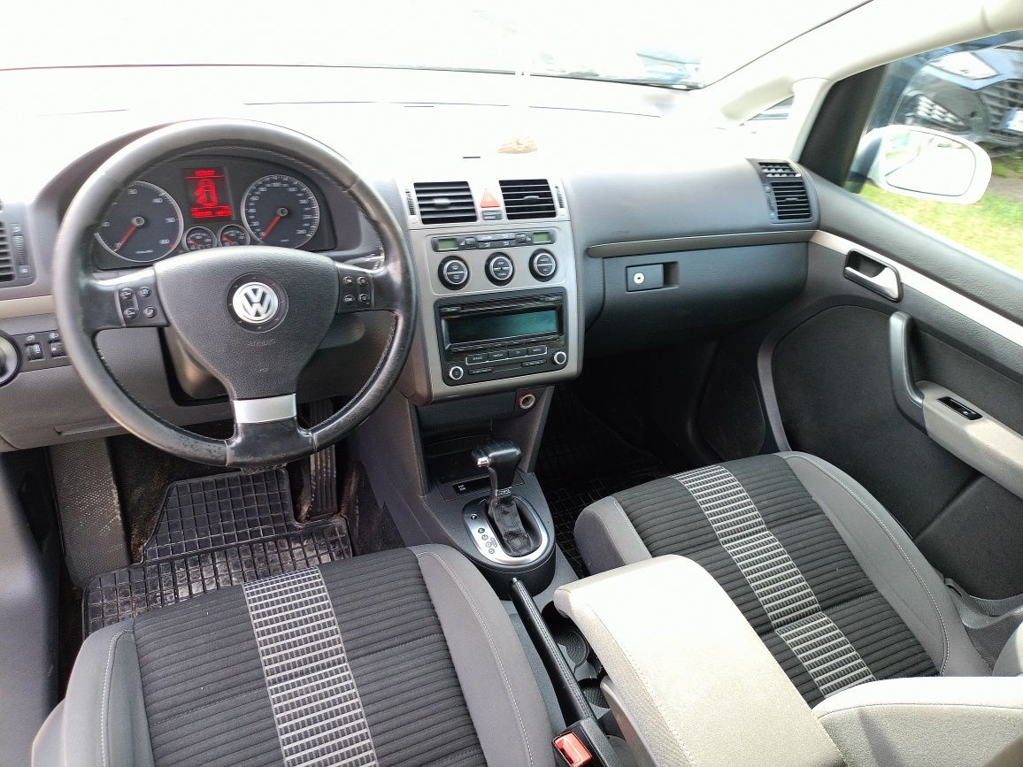 Volkswagen Touran 2.0 TDI biały Automat okazja