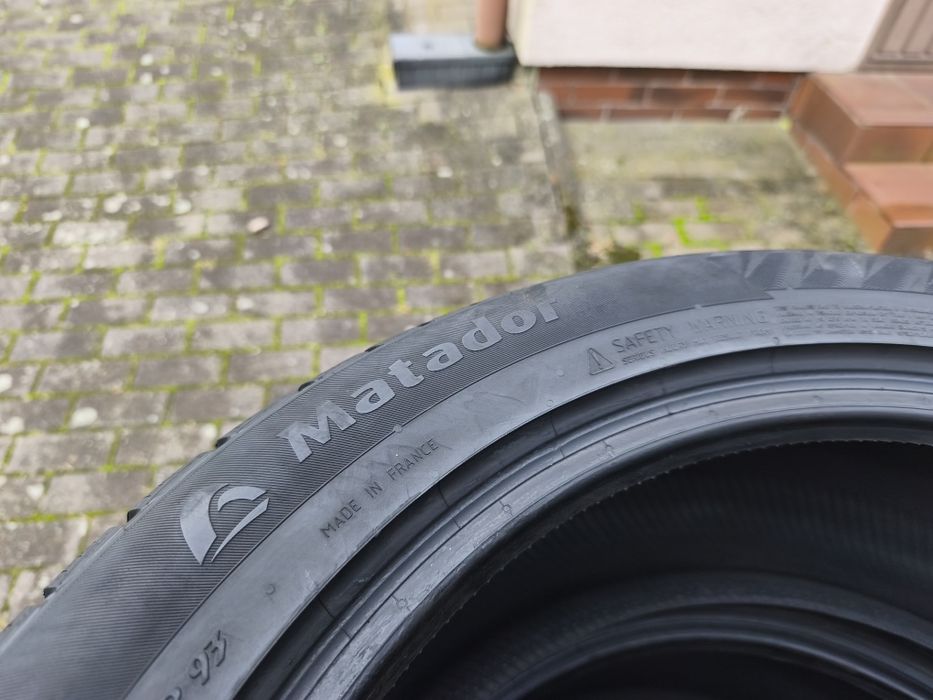 Opony zimowe 235/50 R 19