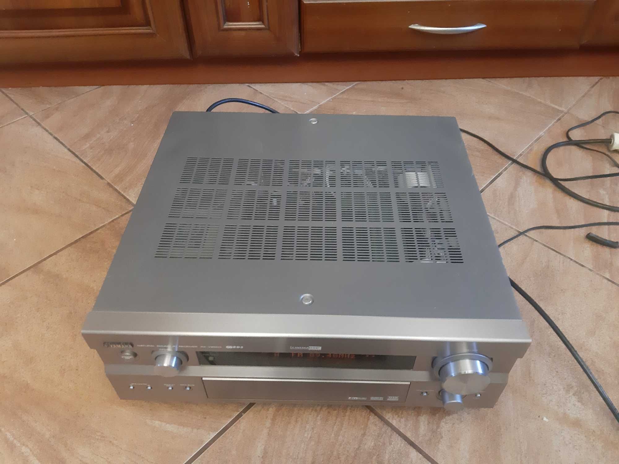 Amplituner Yamaha RX-V2500