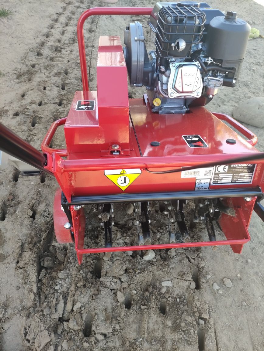 Areator Aerator rurkowy wynajem wertykulator areator