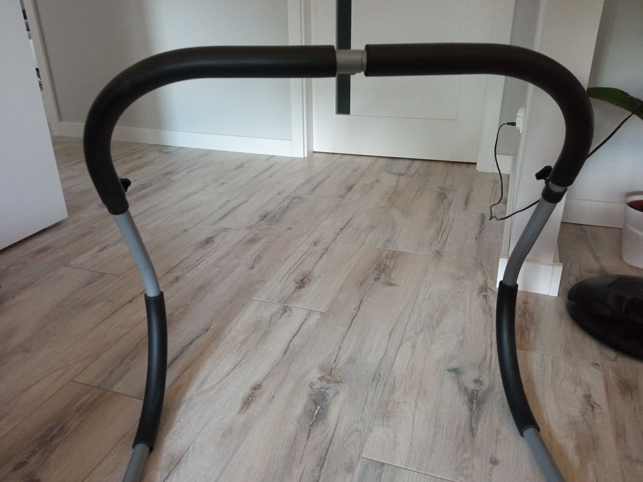 Kołyska do ćwiczenia brzucha