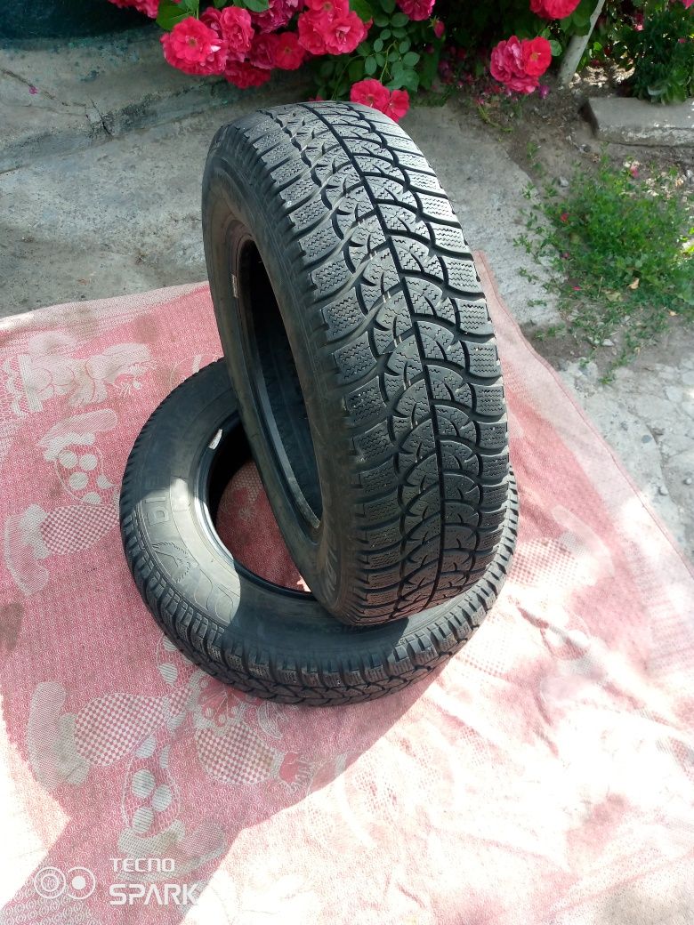 Продам  шины. ..