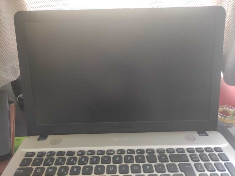 Portátil Asus F541N