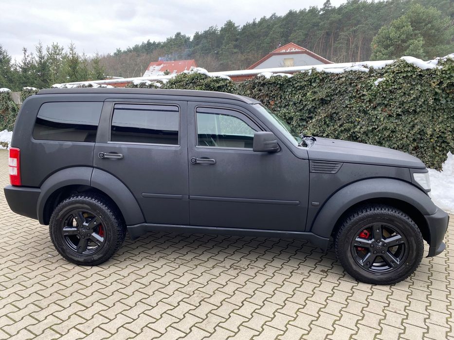 Dodge Nitro - Zombie Apokalypse Vehicle. Farba Raptor.