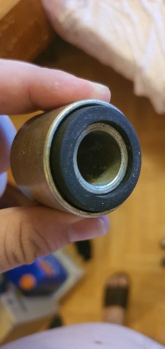 сайлентблоки рычагов автомобиля Москвич 403-2904047.408,412,2140, Иж