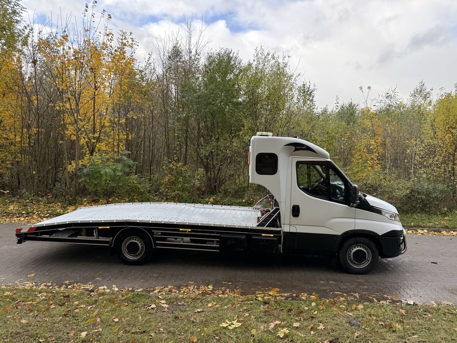 Iveco Daily 35s18 3.0 180km 2017r autolaweta