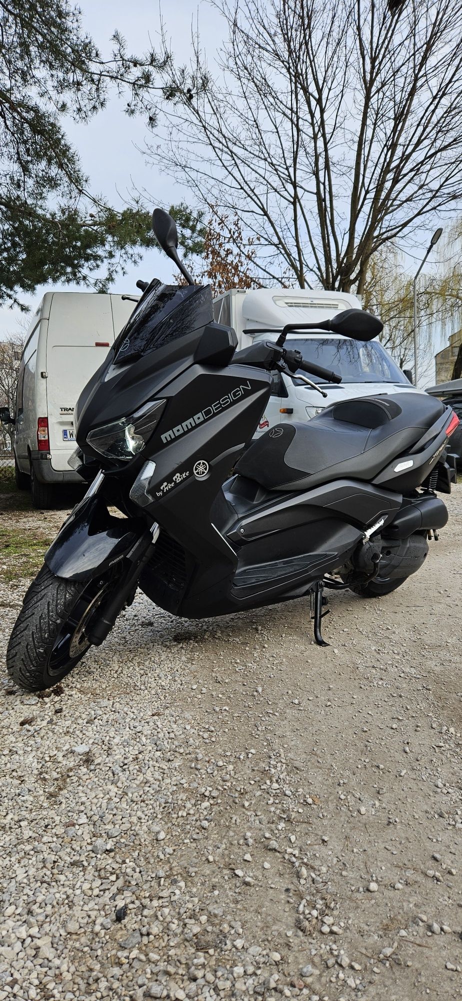 Yamaha Xmax 125Momo design