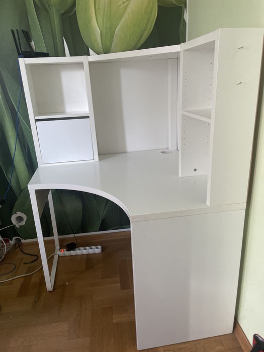 Biurko rogowe ikea micke