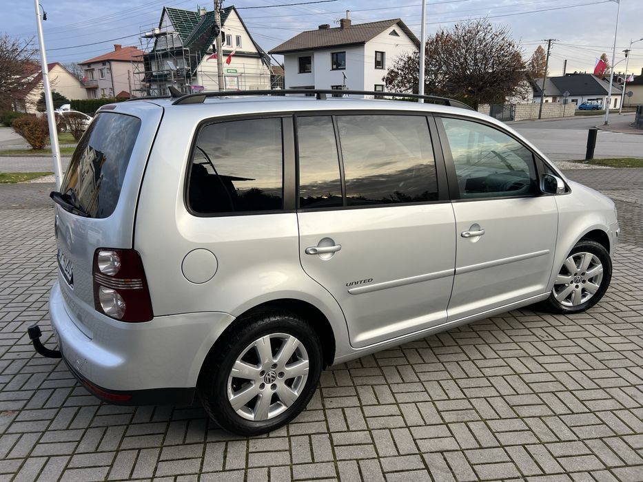 VM Touran 1.9 TDI 105KM United 7 Miejsc Klima Tempomat 6 Biegów Manual