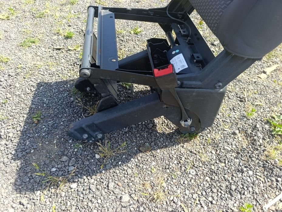 Fotel pojedynczy VW t5 t6 koziołek mechanizmy sprawne bez siedziska