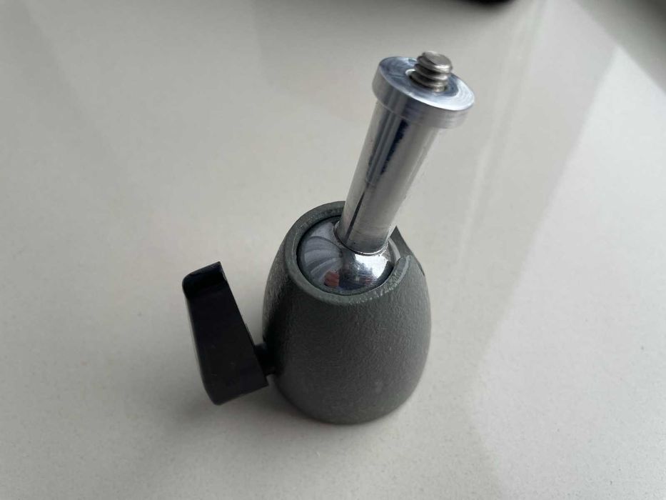 Головка штатива. Кріплення для телефона / камери