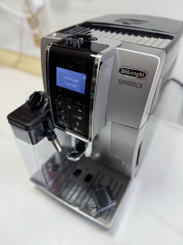 Кавомашина DeLonghi ECAM 350.55 B Dinamica кава в подарунок