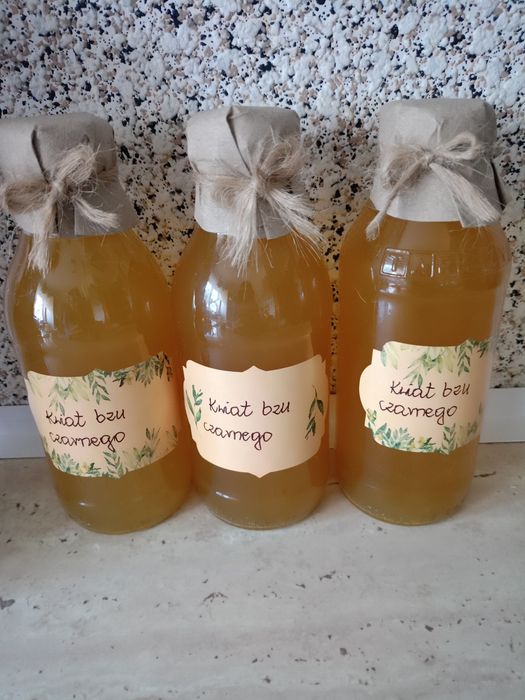 Syrop z kwiatów czarnego bzu