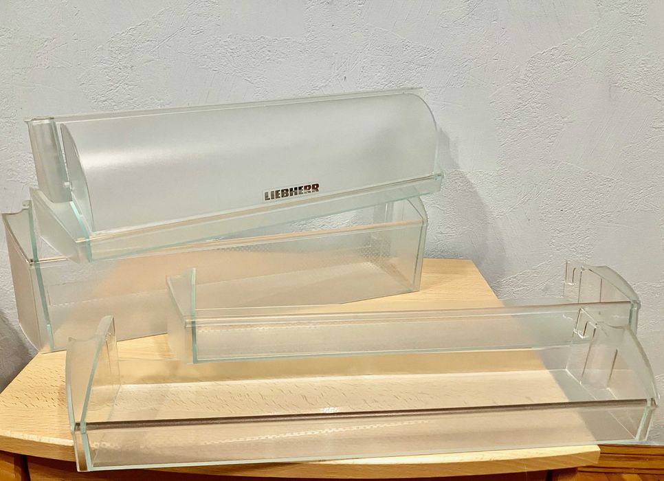 Ящики/полиці холодильника Liebherr CUP30110