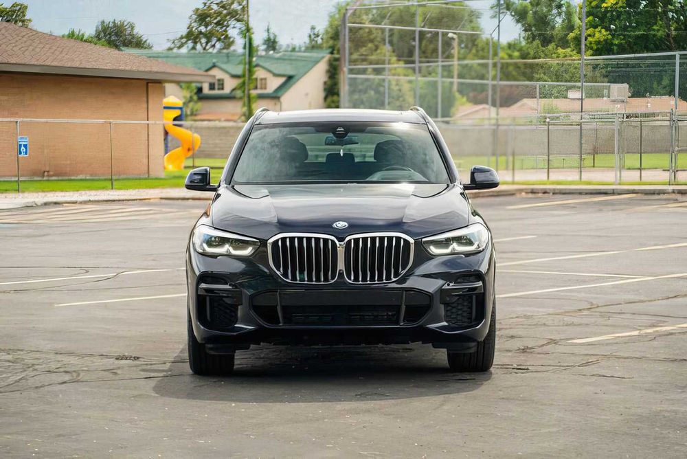 BMW X5      2022
