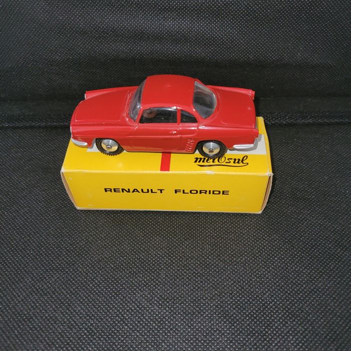 Carro miniatura Renault