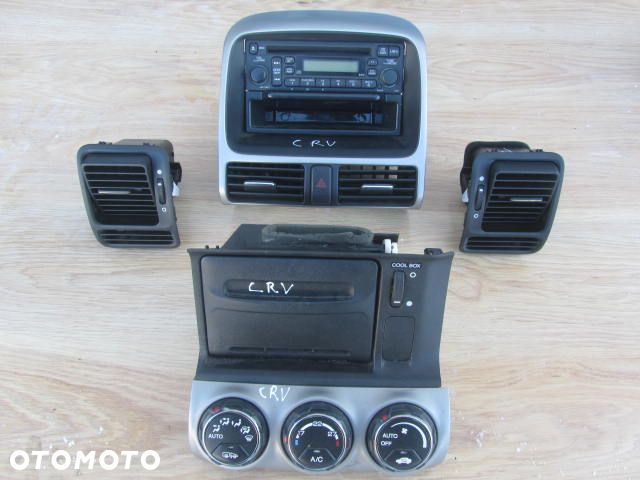 honda CRV radio schowek 2006r lift