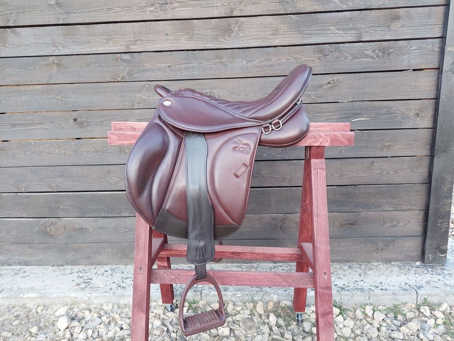 Siodło rajdowe Elfab 18"