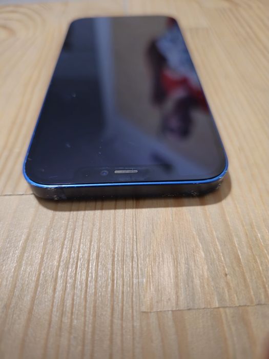 Iphone 12 azul de 64gb