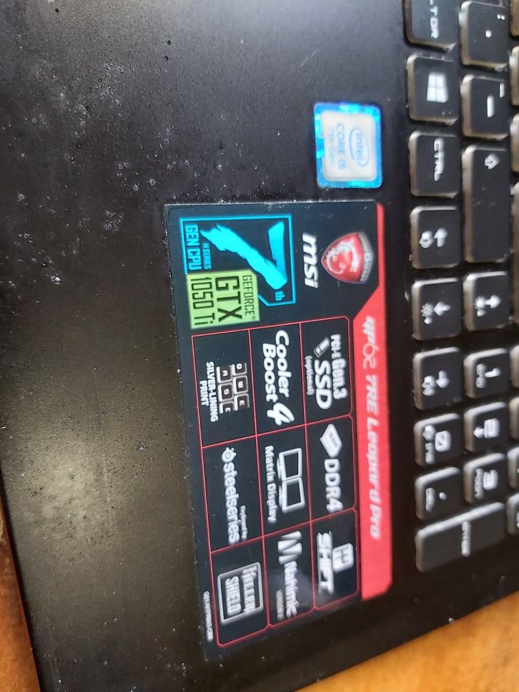Portátil MSI Gaming GP62 7RE