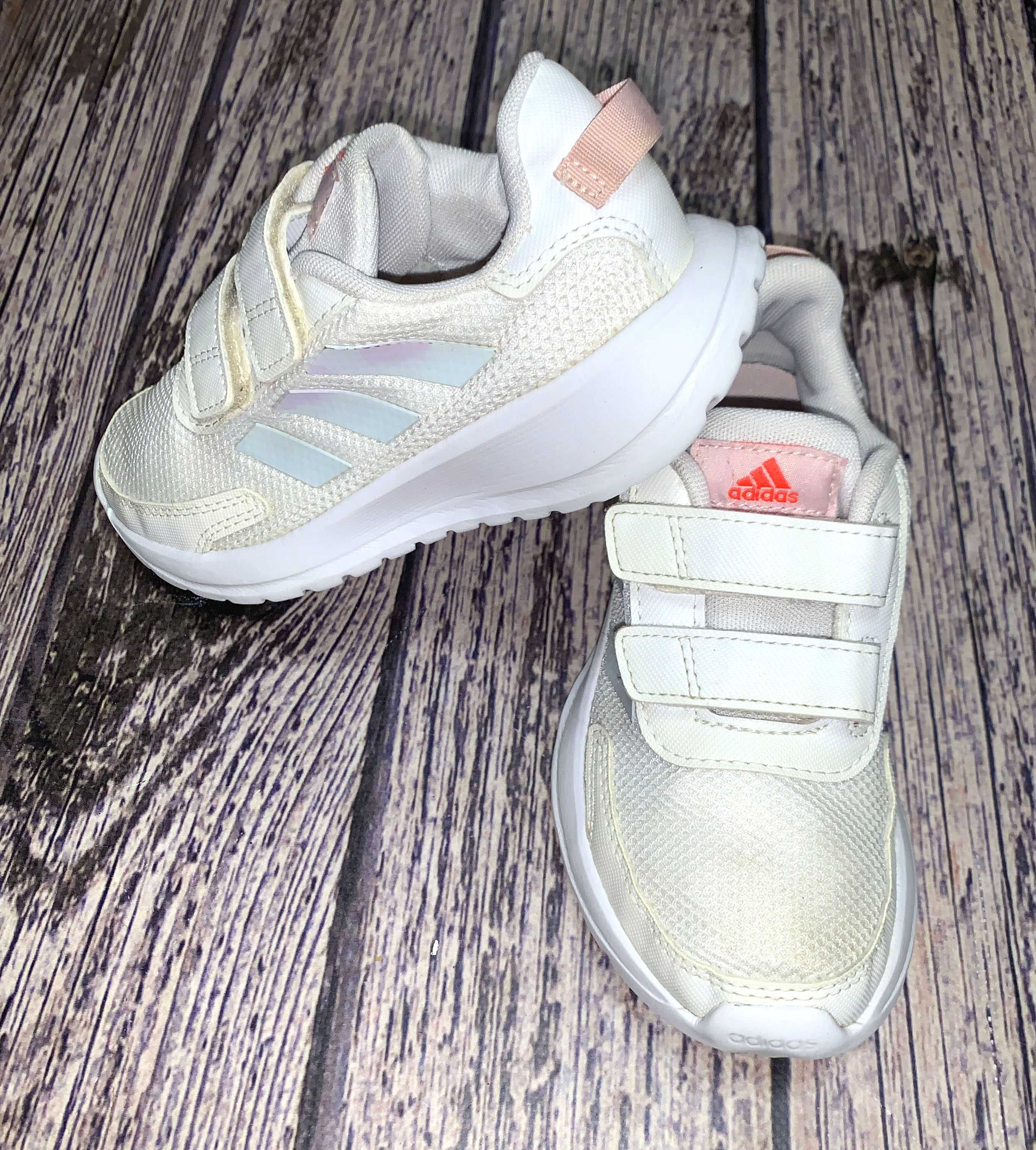 Кроссовки Adidas для девочки,  размер 29,5 (18,5 см)