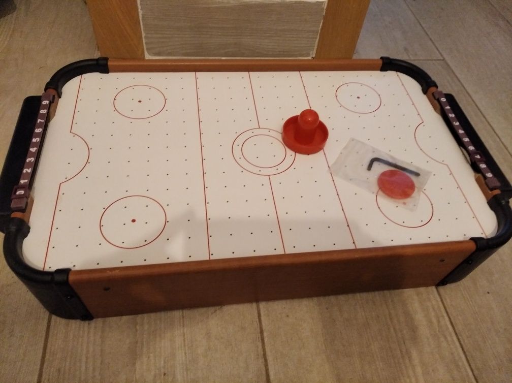 Jogo de  Hockey  novo