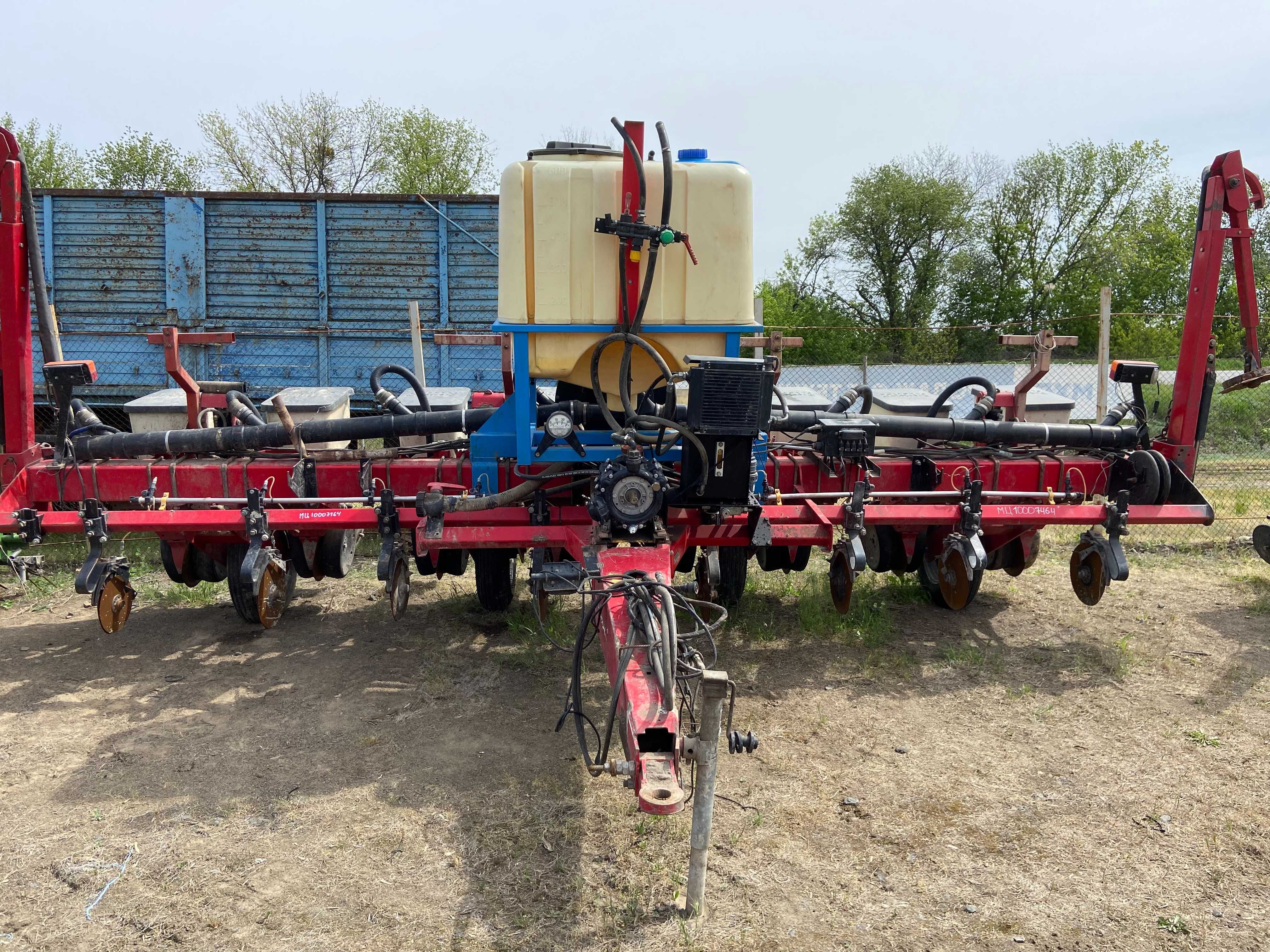 Сівалка просапна Challenger-8108, МЦ10007464 + ЖКУ +  Seed Sense 20/20