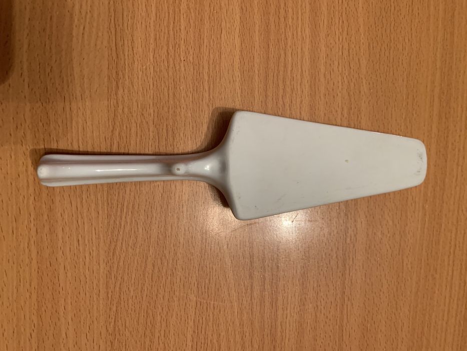 Лопатка для торта новая