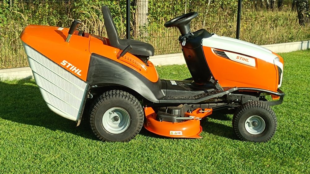 Traktorek kosiarka Stihl RT 5095 2 cylindry 2022 rok.