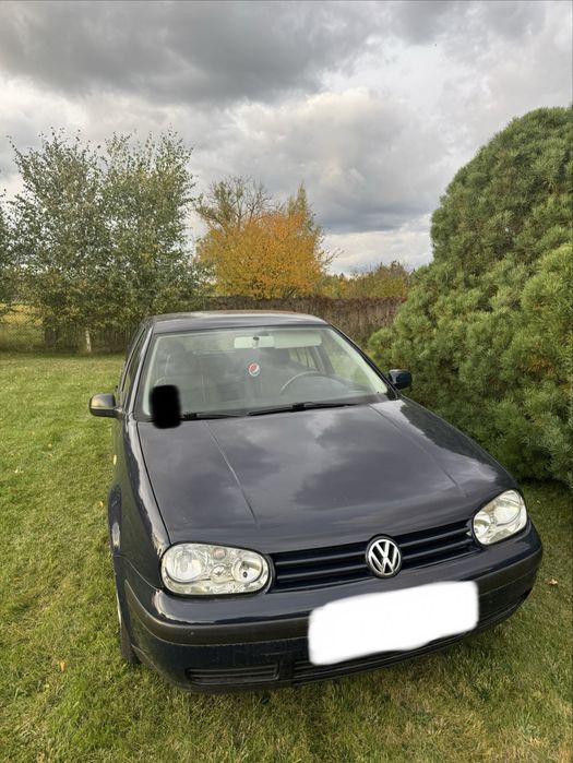 Golf 4 1999 1.6 SR w całości