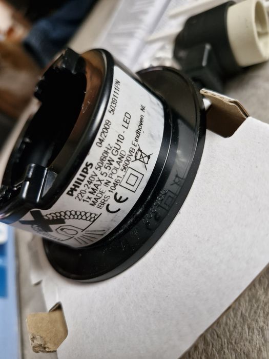 Philips wbudowany refrektor punktowy